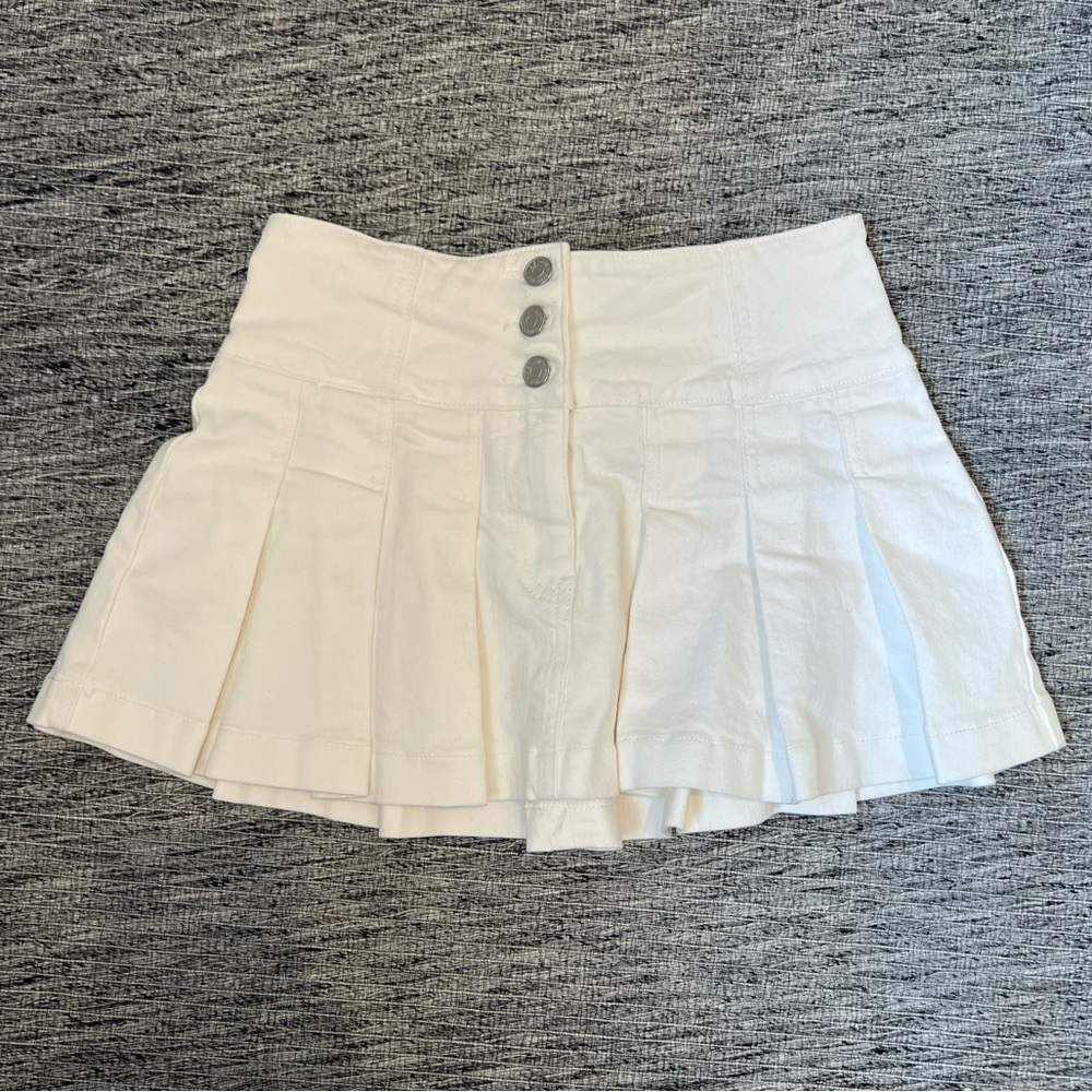 Glassons White Denim Pleated Mini Skirt